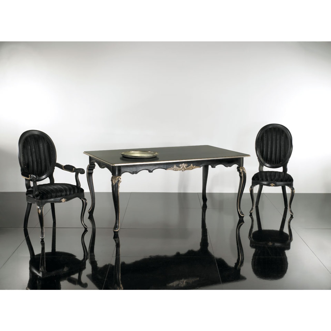Table Accademia 0311TA02