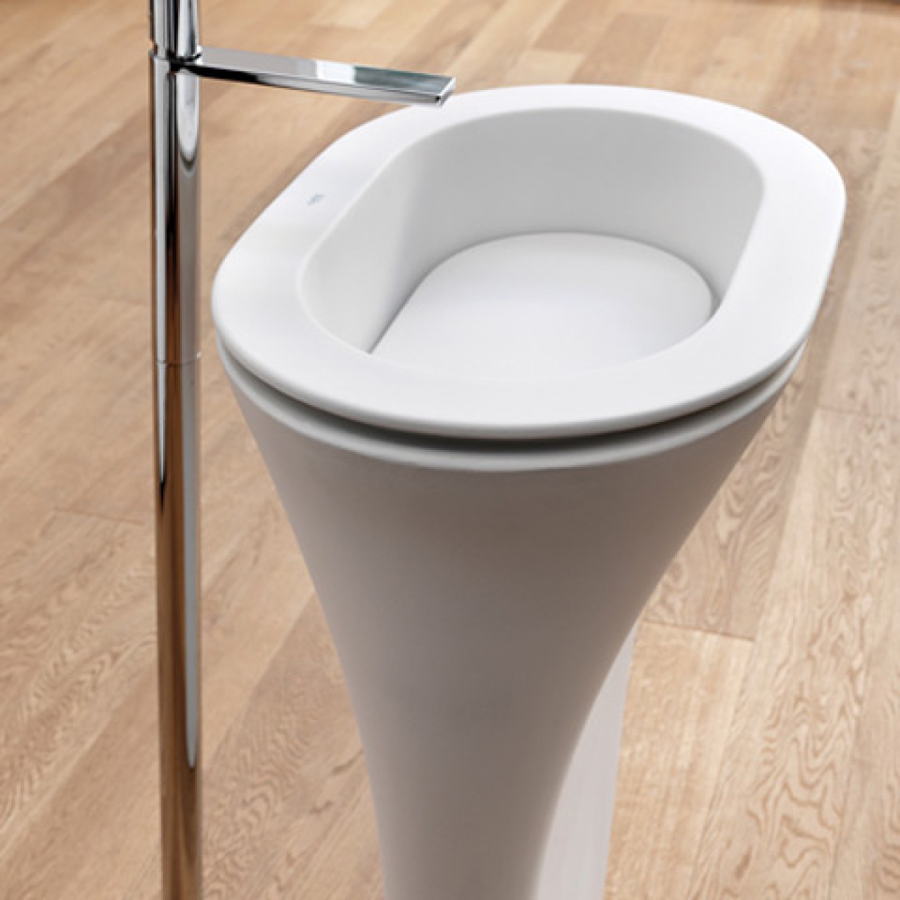 Amedeo Washbasin Collection