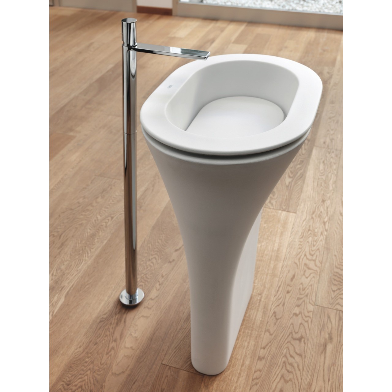 Amedeo Washbasin Collection